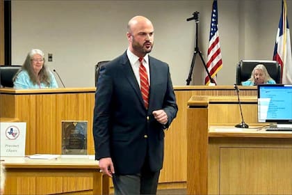 Aaron Reitz recibió el apoyo de Ken Paxton de cara a las primarias republicanas en donde enfrentará a tres candidatos para el cargo de Fiscal General