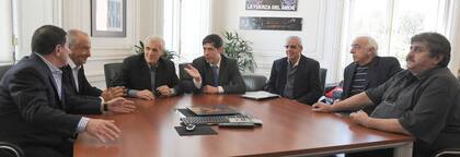 Abal Medina se reunió con Caló y otros dirigentes de la CGT oficialista, entre los que se encontraban Roberto Fernández (UTA), Ricardo Pignanelli (Smata), José Luis Lingieri (Aysa), Armado Cavalieri (Comercio) y Omar Viviani (Peones de Taxis)