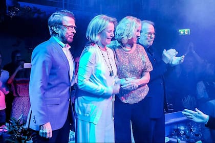 Bjorn Ulvaeus, Agnetha Faltskog, Benny Andersson y Anni-Frid Lyngstad en el estreno del musical Mamma Mia!, en Estocolmo