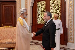 Trump desafía a Irán a negociar mientras su canciller viaja a Moscú para reunirse con Putin