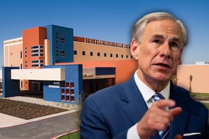 El anuncio de Abbott de US$25 millones para hospitales que beneficiaría a migrantes