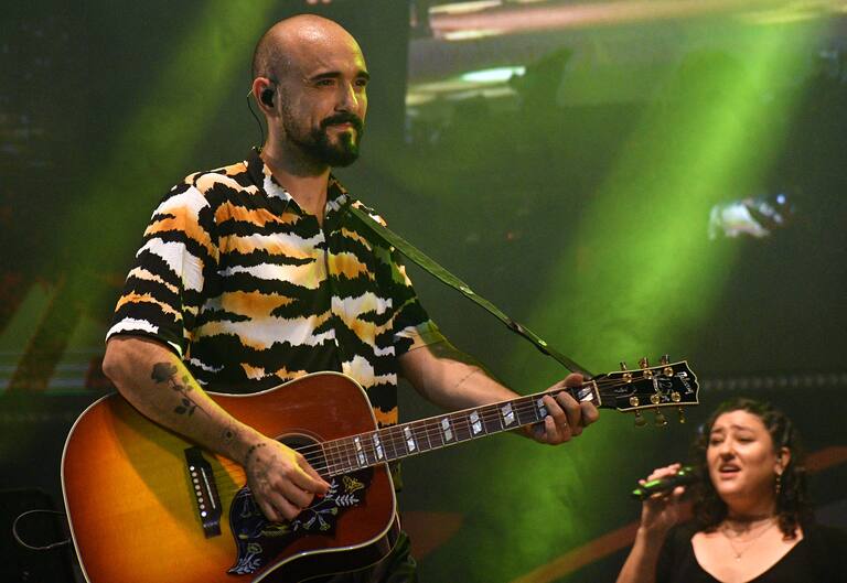 Abel Pintos cerró el Festival de Folklore de Cosquín y brilló en el escenario que lo vio nacer - LA NACION
