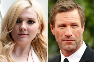 Abigail Breslin acusó a Aaron Eckhart de ser “agresivo” y los productores del film la demandaron a ella por denuncias “engañosas”