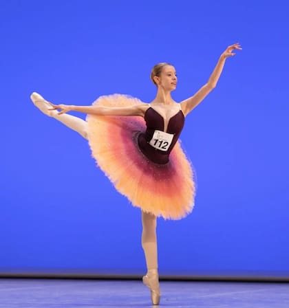 Abril Marcucci es cordobesa y actualmente es alumna de la Escuela de Ballet de la Ópera de París
