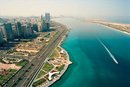 Abu Dhabi, la ciudad millonaria en la que River sueña conquistar el mundo