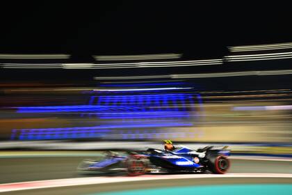 ABU DHABI, UNITED ARAB EMIRATES - DECEMBER 07: Franco Colapinto of Argentina driving the (43) Williams FW46 Mercedes on track during qualifying ahead of the F1 Grand Prix of Abu Dhabi at Yas Marina Circuit on December 07, 2024 in Abu Dhabi, United Arab Emirates. (Photo by Clive Mason/Getty Images)