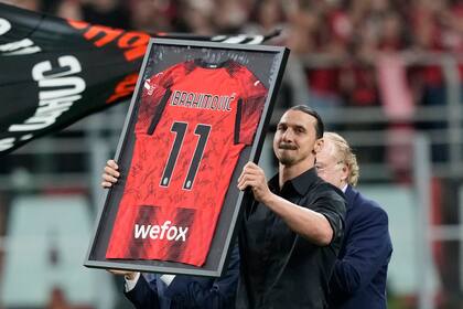 AC Milan's Zlatan Ibrahimovic reacts after his last game for the club at the end of a Serie A soccer match between AC Milan and Hellas Verona at the San Siro stadium, in Milan, Italy, Sunday, June 4, 2023. (AP Photo/Antonio Calanni)