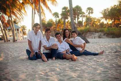 “Acá estamos, con nuestro mundo ampliado".