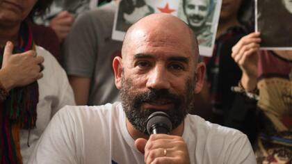 "Acá hay una familia incondicional con ganas de abrazarte", le dijo Ramiro a su hermano en la conferencia de prensa