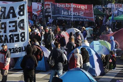 Acampe en la 9 de Julio frente al Ministerio de Desarrollo Social