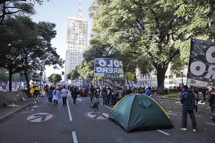 Acampe en la 9 de Julio frente al Ministerio de Desarrollo Social