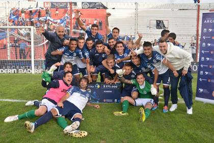 Acasssuso se dio el gusto ante Colón