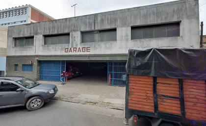 Accidente en un estacionamiento de la calle Bacacay al 2700, en Flores.