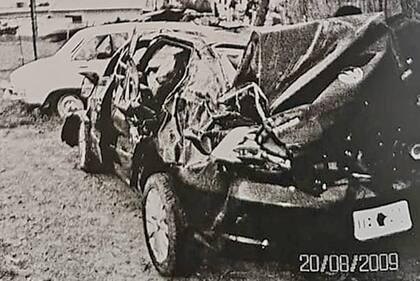 Así quedó el auto siniestrado. La foto fue adjuntada en el expediente judicial