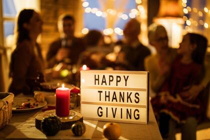Acción de Gracias también se conoce popularmente como el Día del Pavo en Estados Unidos, por el plato típico que se come en esta celebración