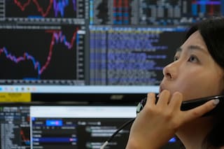 Acciones en Japón y Corea del Sur baten más récords; sube el crudo ante dudas sobre guerra con Irán