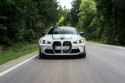 Acelera de 0 a 100 km/h en 3,5 segundos