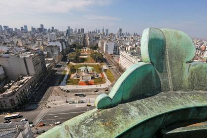 El monumento neoclásico italiano debe lucir como nuevo el próximo 10 de diciembre, cuando el presidente jure ante la Asamblea Legislativa