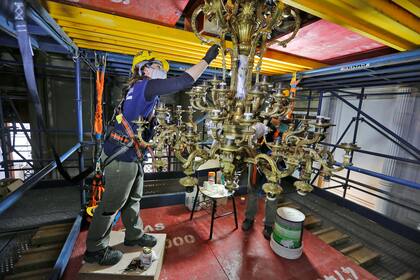 Se limpiarán todas las arañas del edificio.