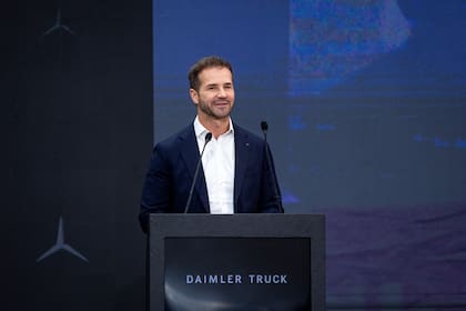 Achim Puchert destacó al Centro Industrial Zárate como una plataforma estratégica integrada a la red global de Daimler Truck, con foco en exportación, sustentabilidad, eficiencia logística y desarrollo industrial en la región.