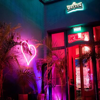 Acompañá la buena música de Sheldon con crepes, quesadillas o tacos, ¡todo es riquísimo!