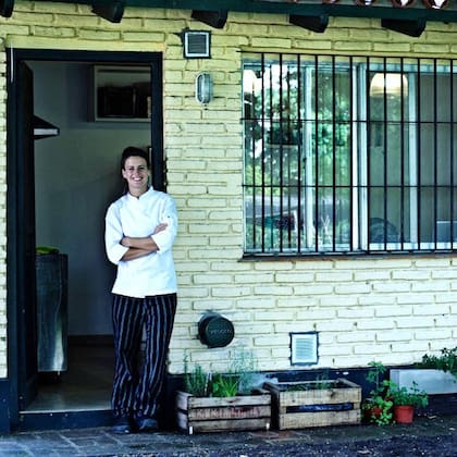 Acondicionó un cuartito de la casa de sus padres para su primer emprendimiento