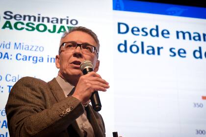 Julio Calzada, coordinador del Instituto de Estudios Económicos de la Bolsa de Comercio de Rosario (BCR)