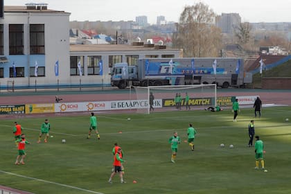 Activa la liga de fútbol, continúan también los entrenamientos.
