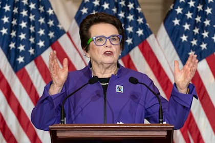 Activista y extenista, Billie Jean King fue una de las figuras que impulsó el ingreso de Djokovic en Estados Unidos. Aquí, en un evento sobre la igualdad de género, en el Congreso en Washington