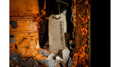 Una etiqueta en el interior de un cuartel del ejercito Británico abandonado, usado durante la Segunda Guerra Mundial