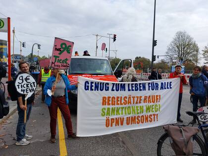 Activistas exigen el ticket de tren a 9 euros para siempre, en Alemania
