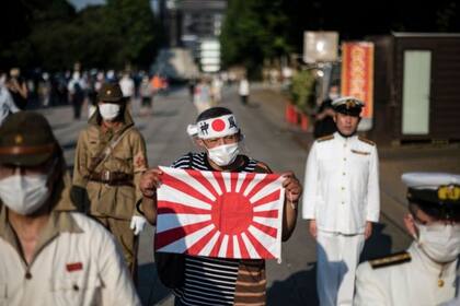 Activistas y políticos de Corea del Sur presionaron para que Japón no exhibiera la bandera del sol naciente, similar a la bandera nacional pero con rayos rojos, durante los Juego Olímpicos