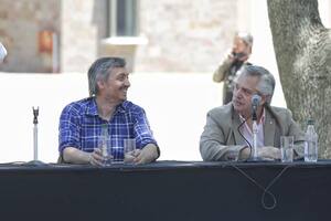 acto del presidente alberto fernandez y maximo Kirchner en san Vicente Presentación de nuevas autoridades partidarias