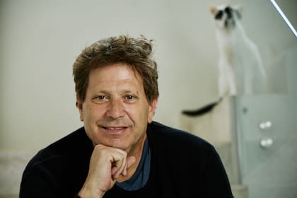 Actualmente, Bebe está abocado a su productora El Bajo Producciones