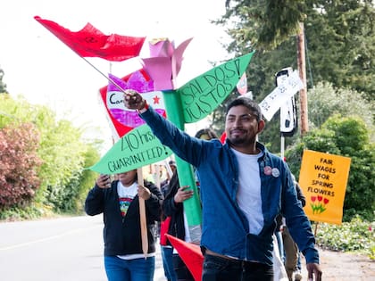 Actualmente, el joven está en su país natal junto a sus padres, hermanos y su pareja, mientras busca un camino legal para regresar a Estados Unidos