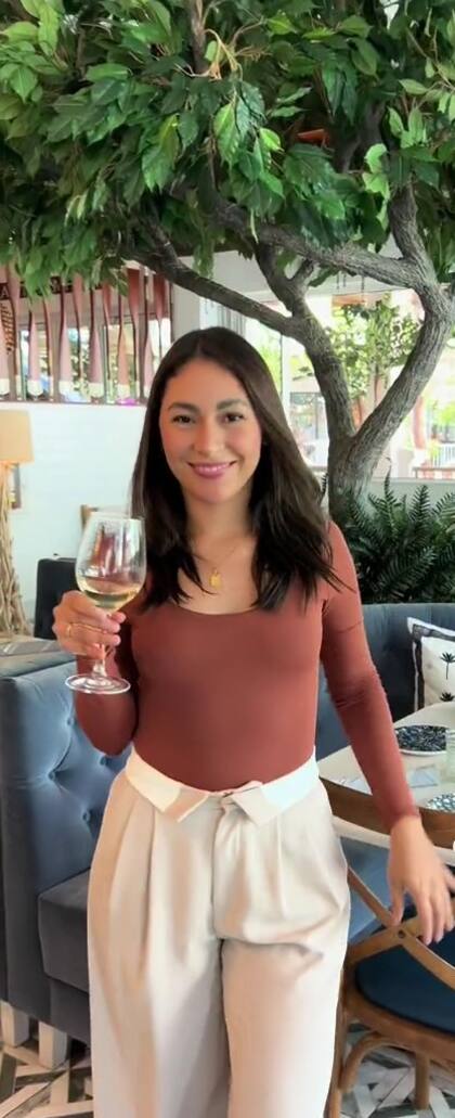 Actualmente, la joven latina es influencer y ofrece cursos online