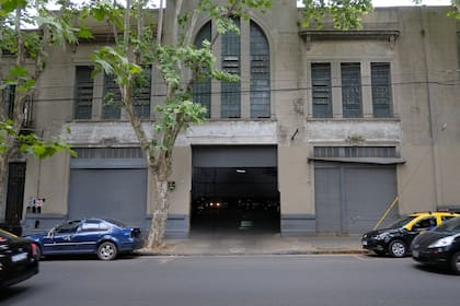 Sobre Acuña de Figueroa está un garaje que data de 1922