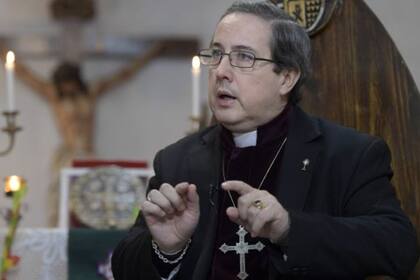 Acuña en su parroquia