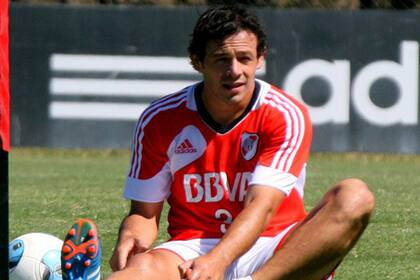 Adalberto Román pasó varios meses sin jugar, pese a haber sido presentado en la plantilla de la Nacional B