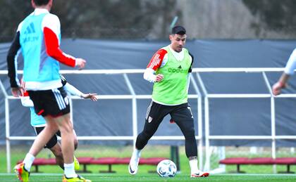 Adam Bareiro asoma como la opción para sustituir a Borja