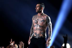 Más polémicas para Maroon 5 y el Super Bowl: el show machista de Adam Levine