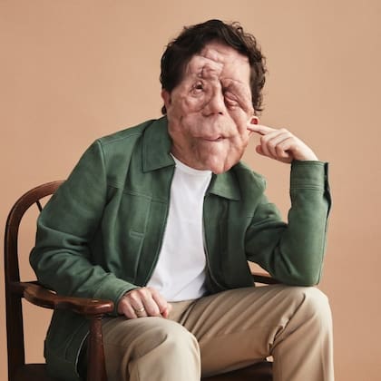 Adam Pearson es conocido por su papel en la película Under the Skin