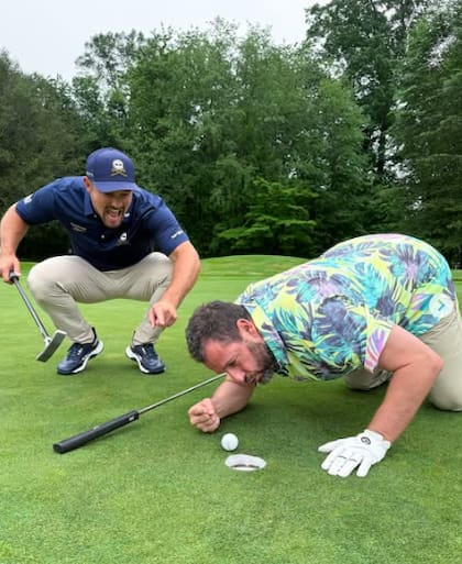 Adam Sandler junto al golfista americano Bryson DeChambeau detrás de cámaras (Instagram/@BrysonDeChambeau)