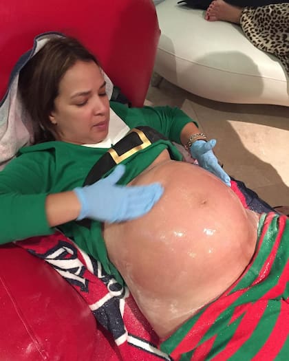 Adamari López recordó su embarazo con conmovedoras fotos