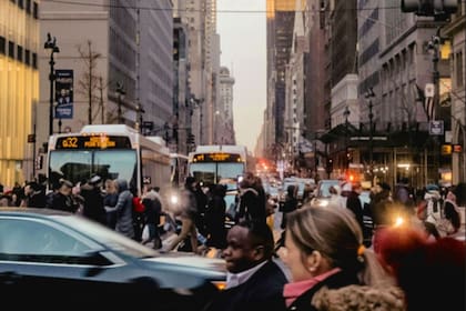 Adams anunció la construcción de 100 mil nuevas viviendas en Manhattan