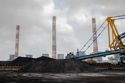 Adani es uno de los principales importadores y vendedores de carbón, y también produce electricidad con este combustible fósil. (Rebecca Conway para The New York Times)