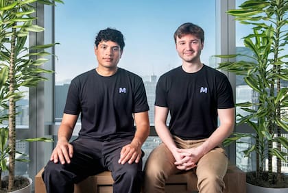 Adarsh Hiremath y Brendan Foody, fundadores de Mercor