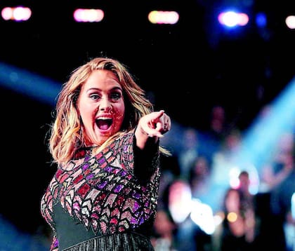 Adele ganó todo, Beyoncé dio el mejor show de la noche y Bruno Mars homenajeó a Prince