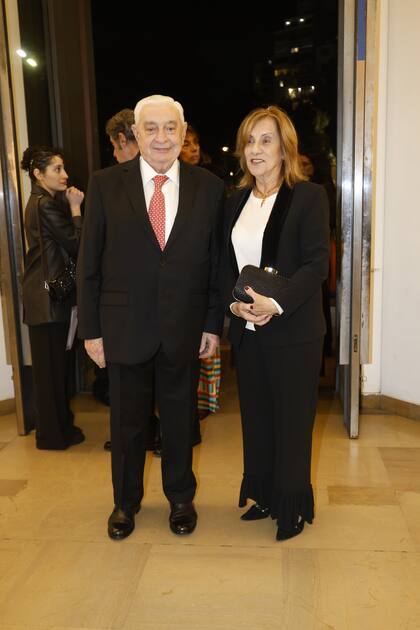 Adelmo Gabbi, presidente de la Bolsa de Comercio de Buenos Aires, y Alicia Pittaluga