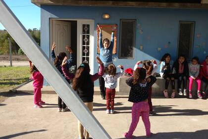 Además, brindan clases de danza y otras actividades recreativas para los alumnos del jardín